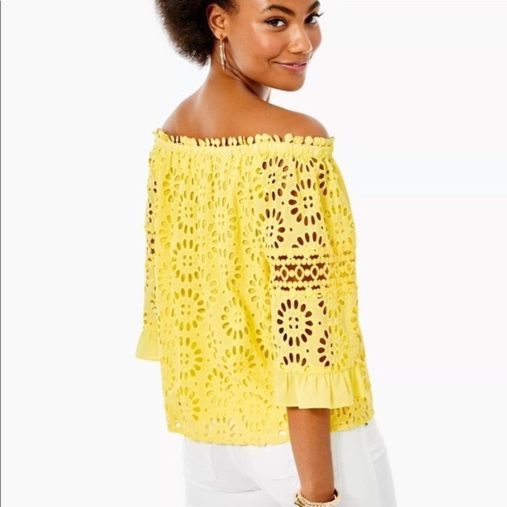 Lilly Pulitzer Laurenne off the shoulder eyelet blouse sz M